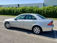 Gebraucht Mercedes C220 Elegance 150 PS (110 kW) 2005 Limousine