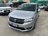 Usata Dacia Sandero Lauréate 75 CV (55 kW) 2015 Grigio(met.) Utilitaria