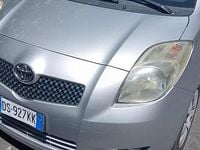 Second-hand Toyota Yaris 87 CP (63 kW) 2008 Gri Hatchback