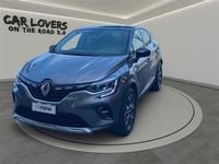 Begagnad Renault Captur Techno 101 HK (74 kW) 2023 Grå SUV