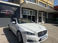 Usata Jaguar XJ 275 CV (202 kW) 2013 Bianco Berlina