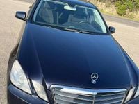 Usata Mercedes E250 Avantgarde 224 CV (164 kW) 2011 Blu/azzurro Berlina