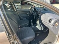 Usata Dacia Sandero Comfort 101 CV (74 kW) 2020 Berlina