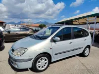 Usata Renault Scénic 102 CV (75 kW) 2002 Grigio Monovolume