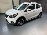 Usata Opel Karl Rocks 75 CV (55 kW) 2018 Bianco Utilitaria