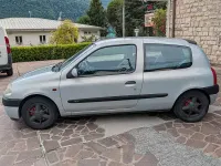 Usata Renault Clio 107 CV (78 kW) 2000 Grigio Berlina