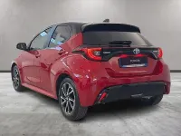 Usata Toyota Yaris Hybrid Style 92 CV (67 kW) 2022 Rosso SUV