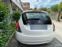 Usata Lancia Ypsilon 69 CV (50 kW) 2016 Bianco Utilitaria