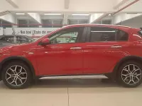 Usata Fiat Tipo Cross 101 CV (74 kW) 2022 Rosso Berlina