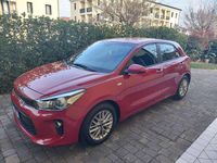 Usata Kia Rio 90 CV (66 kW) 2017 Rosso Berlina