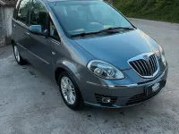Usata Lancia Musa 95 CV (69 kW) 2012 Grigio Monovolume