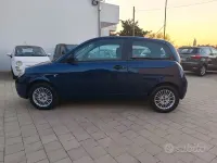 Usata Lancia Ypsilon 60 CV (44 kW) 2009 Bluazzurro Utilitaria