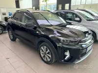 Second-hand Kia Stonic Style 84 CP (61 kW) 2024 Albastru SUV