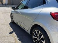 Usata Renault Clio V Techno 101 CV (74 kW) 2023 Argento Berlina