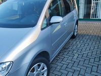 Usata VW Touran 105 CV (77 kW) 2009 Grigio Monovolume