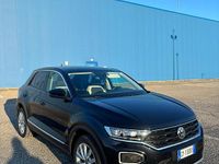 Usata VW T-Roc Advance 150 CV (110 kW) 2019 Nero SUV