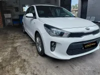 Usata Kia Rio 84 CV (61 kW) 2020 Bianco Berlina
