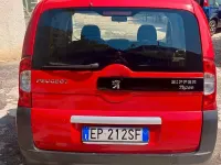 Usata Peugeot Bipper Family 75 CV (55 kW) 2012 Rosso Monovolume