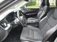 Usata Volvo XC60 Momentum 303 CV (222 kW) 2019 Verde SUV