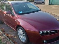 Käytetty Alfa Romeo 159 Exclusive 210 HP (154 kW) 2007 Punainen Sedan