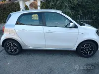 Usata Smart ForFour Prime 71 CV (52 kW) 2016 Bianco Utilitaria
