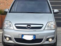 Usata Opel Meriva 104 CV (76 kW) 2008 Argento Monovolume