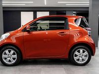 Usata Toyota iQ 68 CV (50 kW) 2013 Arancione metall perlato Utilitaria