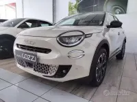 Usata Fiat 600 101 CV (74 kW) 2025 Giallo SUV