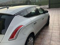 Usata Lancia Delta Gold 120 CV (88 kW) 2011 Bianco Utilitaria