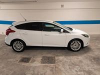Usata Ford Focus Titanium 95 CV (69 kW) 2012 Bianco Berlina