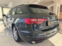 Usata Audi A4 Ambiente 136 CV (100 kW) 2021 Grigio manhattan metallizzato Station wagon