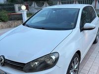 Usata VW Golf VI 122 CV (89 kW) 2009 Bianco Utilitaria