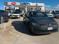 Usata VW Golf VIII Life 110 CV (80 kW) 2023 Grigio Berlina