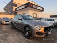 Usata Maserati Levante 275 CV (202 kW) 2018 Grigio SUV