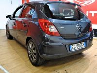 Usata Opel Corsa Cosmo 86 CV (63 kW) 2011 Grigio Berlina