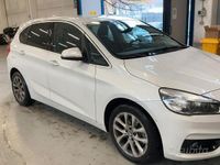 Usata BMW 218 Advantage 149 CV (109 kW) 2018 Bianco Station wagon