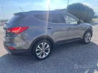 Usata Hyundai Santa Fe 150 CV (110 kW) 2015 Grigio SUV