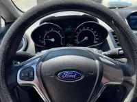 Usata Ford Fiesta Titanium 75 CV (55 kW) 2015 Grigio Utilitaria