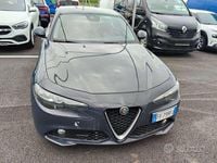 Usata Alfa Romeo Giulia Super 150 CV (110 kW) 2016 Grigio Berlina