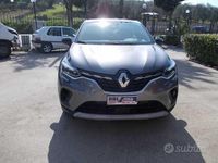Usata Renault Captur 116 CV (85 kW) 2021 Grigio SUV