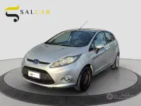 Usata Ford Fiesta Titanium 82 CV (60 kW) 2012 Grigio Berlina
