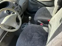 Usata Toyota Yaris 68 CV (50 kW) 2002 Grigio Utilitaria
