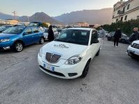 Usata Lancia Ypsilon Platinum 75 CV (55 kW) 2011 Bianco Utilitaria