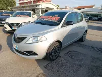 Usata Lancia Ypsilon S 95 CV (69 kW) 2016 Argento Utilitaria