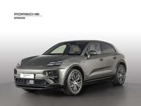 Usata Porsche Macan Turbo 469 kW (639 CV) 2024 Verde aventurine metallizzato SUV