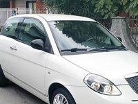 Usata Lancia Ypsilon 2011 Bianco Utilitaria