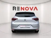 Usata Renault Clio V Intens 101 CV (74 kW) 2021 Grigio Berlina