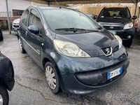 Usata Peugeot 107 68 CV (50 kW) 2007 Nero Utilitaria