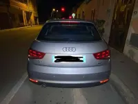 Usata Audi A1 Sportback Ambiente 90 CV (66 kW) 2016 Grigio Utilitaria