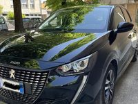 Usata Peugeot 208 82 CV (60 kW) 2022 Nero Utilitaria